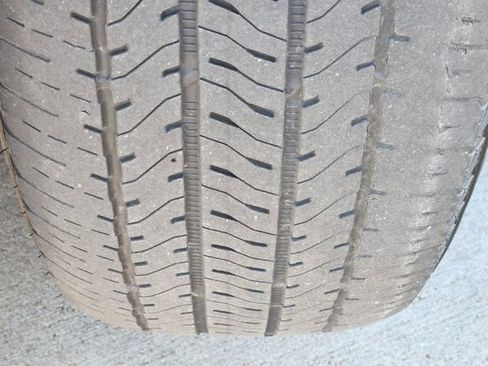 Used 2023 Chevrolet Traverse LT w/ LPO, Floor Liner Package image 11