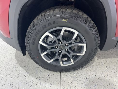 New 2026 Chevrolet Equinox ACTIV image 31