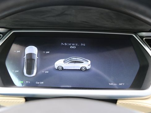 Used 2013 Tesla Model S BASE image 18