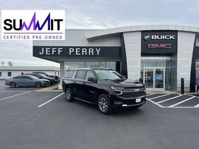 Used 2024 Chevrolet Suburban LT w/ LT Signature Plus Package