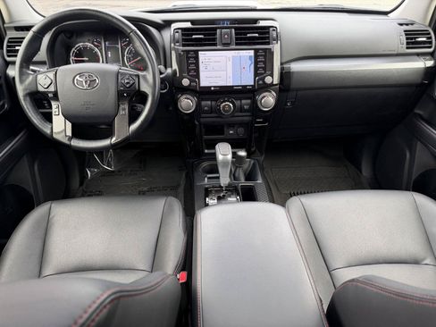 Used 2023 Toyota 4Runner TRD Off-Road Premium w/ Moonroof Package AWD/4WD image 27