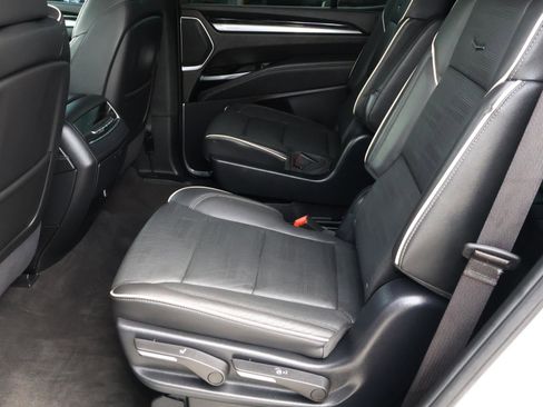 Certified 2025 Cadillac Escalade Sport w/ Touring Package image 28