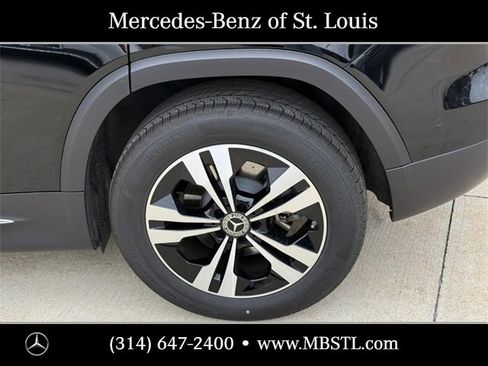 Certified 2025 Mercedes-Benz GLB 250 GLB 250 image 8