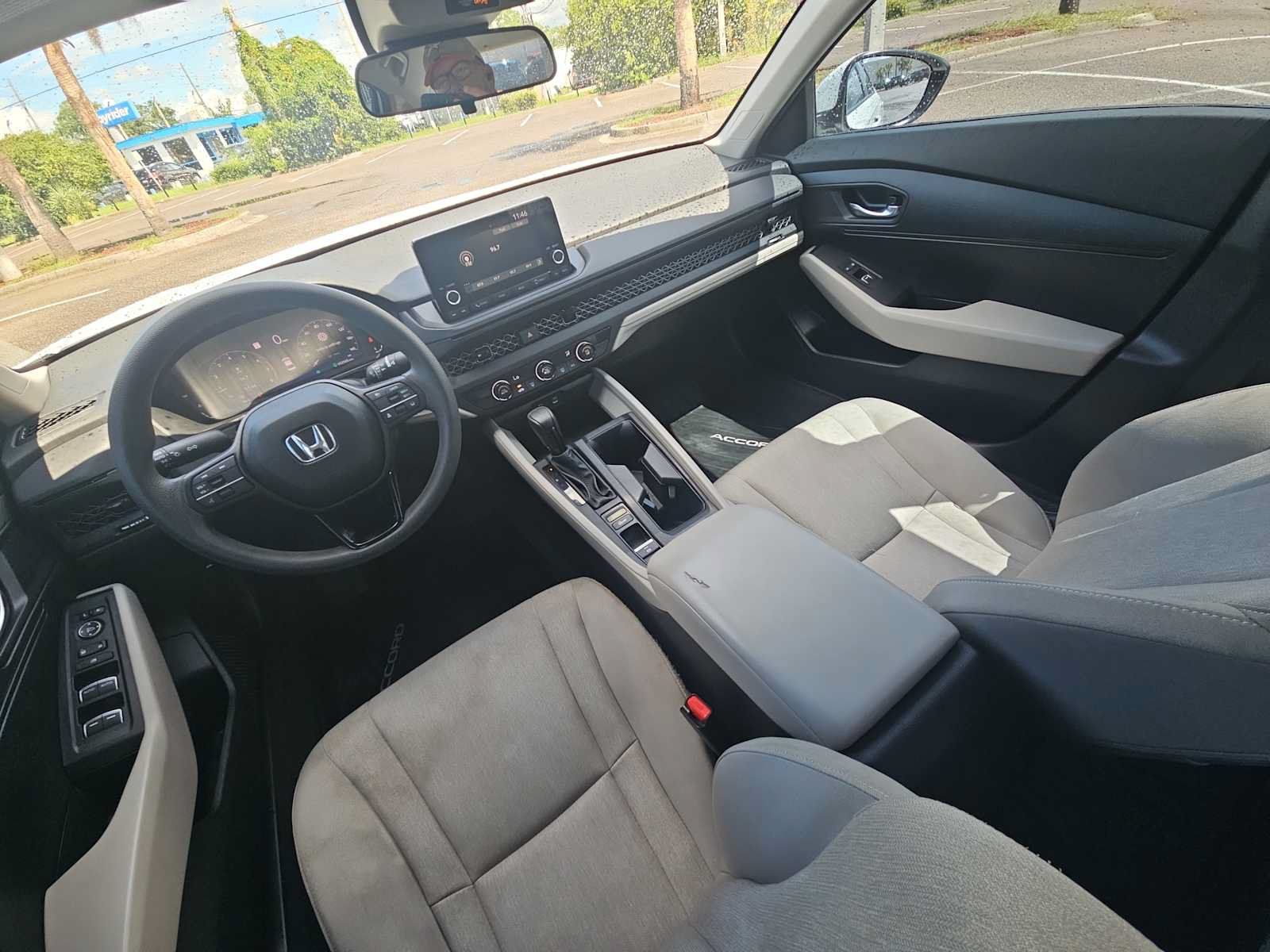 Used 2023 Honda Accord LX image 21