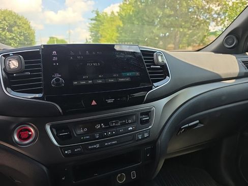 Used 2022 Honda Passport EX-L image 21