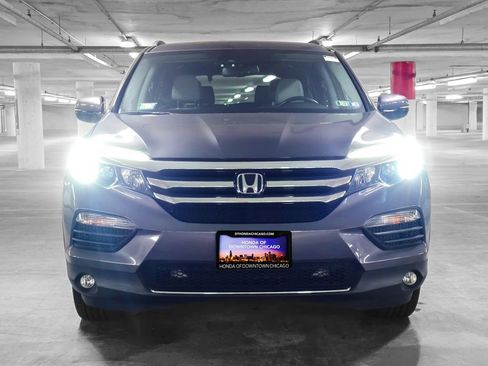 Used 2017 Honda Pilot Elite image 12