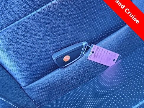 Used 2021 Ford Mustang Premium image 17