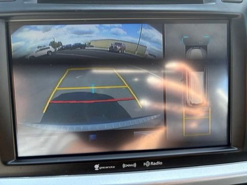 Used 2018 Toyota Highlander Limited AWD/4WD image 5