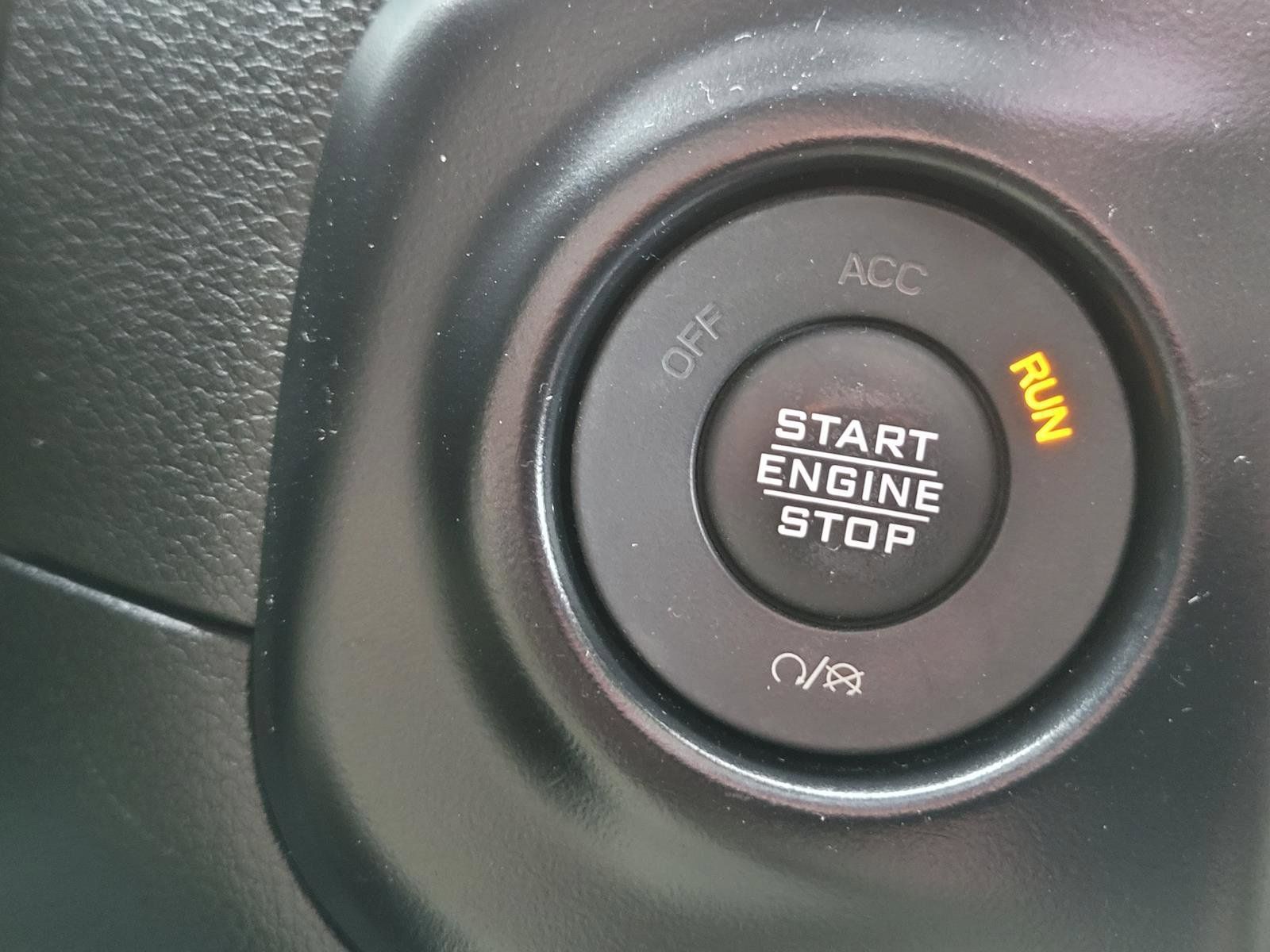 Used 2022 Jeep Wrangler Rubicon AWD/4WD image 23