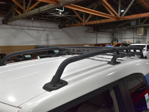 Used 2012 Toyota FJ Cruiser 4WD w/ Convenience Pkg image 11