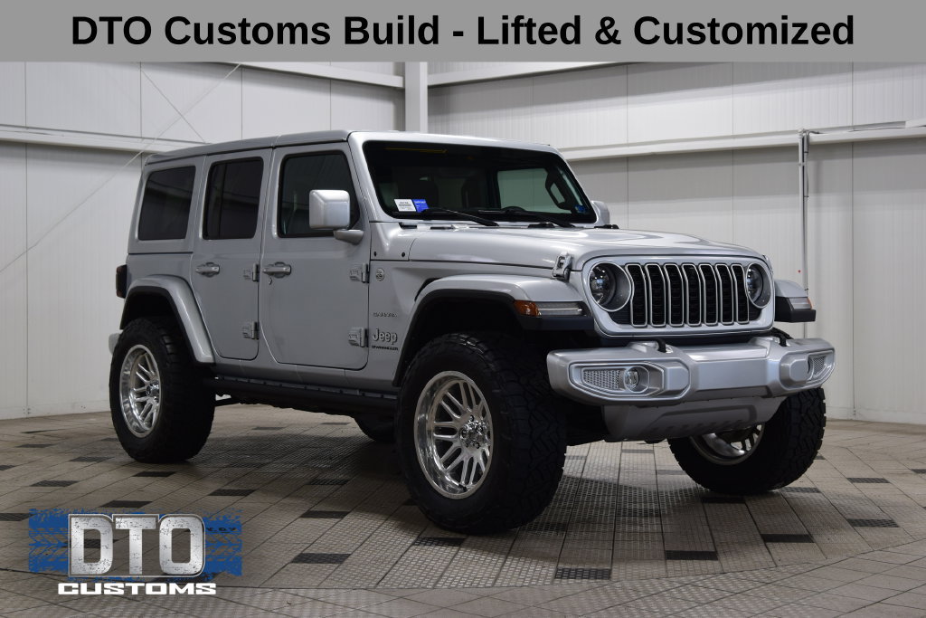 Used 2024 Jeep Wrangler Unlimited Sahara w/ Technology Group AWD/4WD image 1