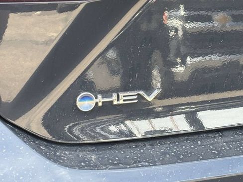 Used 2026 Toyota Camry SE FWD image 13