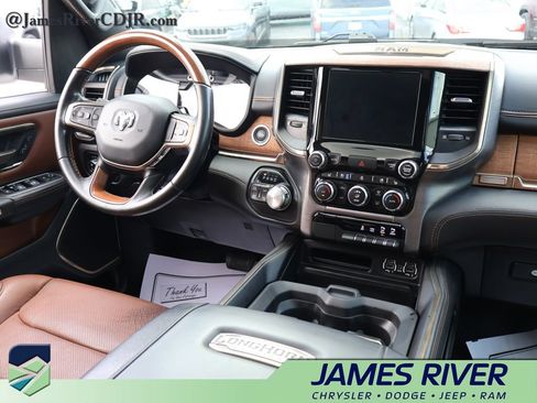 Used 2022 RAM 1500 Limited w/ Body Color Bumper Group AWD/4WD image 13