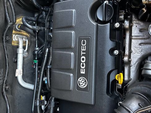 Used 2018 Buick Encore Preferred image 36