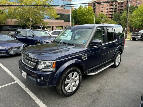 Used 2016 Land Rover LR4 HSE Silver Edition AWD/4WD image 3