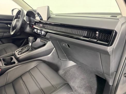 Used 2026 Honda CR-V EX-L image 31