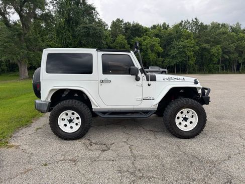 Used 2011 Jeep Wrangler Sport w/ Dual Top Group AWD/4WD image 11