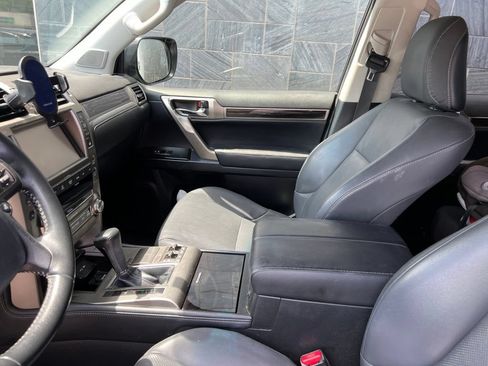 Used 2014 Lexus GX 460 AWD/4WD image 8