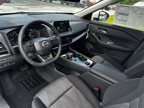 New 2026 Nissan Rogue SV image 22