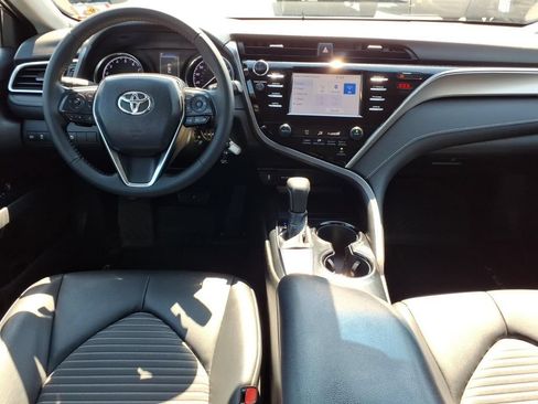 Used 2018 Toyota Camry SE w/ Protection Package (Q2) FWD image 14