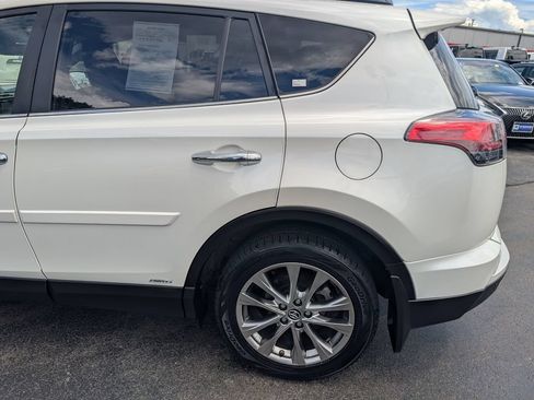 Used 2016 Toyota RAV4 Limited w/ Advanced Technology Package AWD/4WD image 4