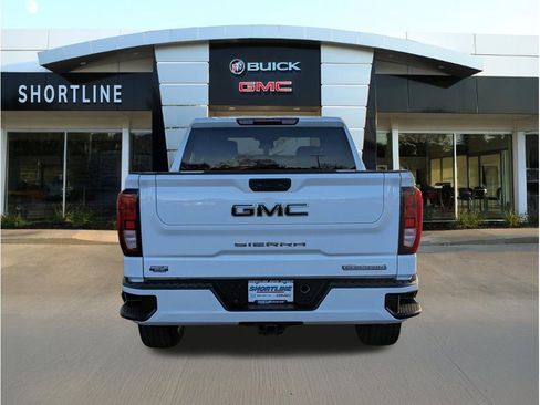 Used 2022 GMC Sierra 1500 Elevation w/ LPO, Elevation Black Package image 4