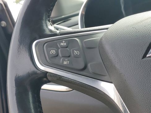 Used 2020 Chevrolet Equinox LT FWD image 22