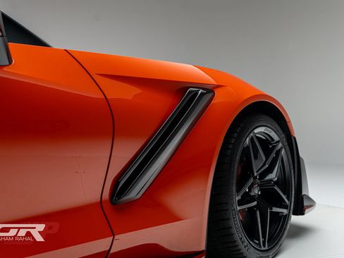Used 2019 Chevrolet Corvette ZR1 RWD image 13