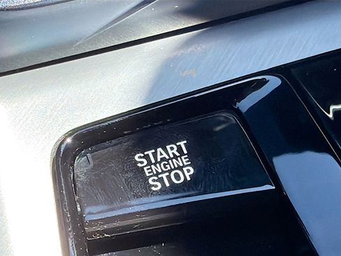 Used 2025 BMW X3 M50 image 35