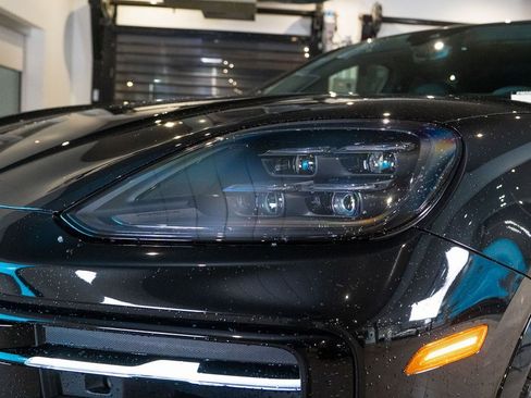 New 2026 Porsche Cayenne S image 14