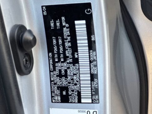 Used 2024 Toyota 4Runner SR5 image 22