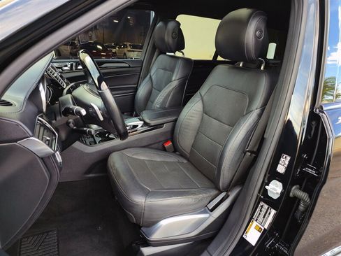 Used 2017 Mercedes-Benz GLS 550 4MATIC w/ Driver Assistance Package image 14