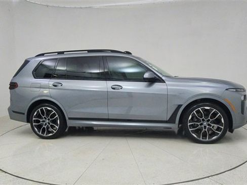 Used 2023 BMW X7 xDrive40i w/ M Sport Package image 71