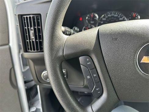 Used 2023 Chevrolet Express 2500 w/ Driver Convenience Package image 21