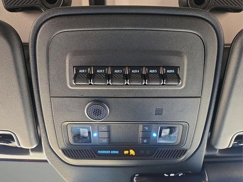 Used 2026 Ford Bronco Badlands AWD/4WD image 22