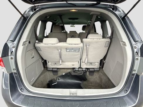 Used 2016 Honda Odyssey SE image 26