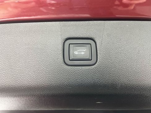 Certified 2024 Chevrolet Blazer LT w/ Convenience Package AWD/4WD image 32