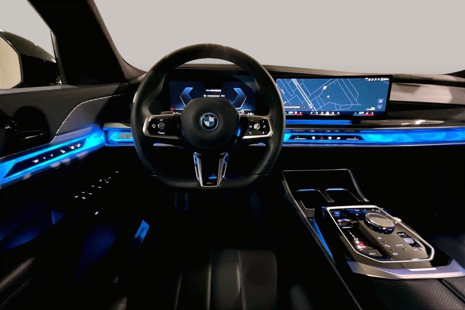 Used 2023 BMW i7 xDrive60 AWD/4WD image 5