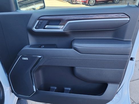 New 2026 GMC Sierra 1500 SLT w/ SLT Premium Plus Package image 36