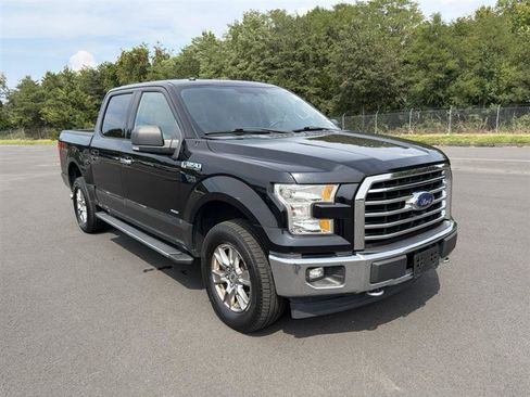 Used 2017 Ford F150 XLT w/ Equipment Group 302A Luxury AWD/4WD image 24