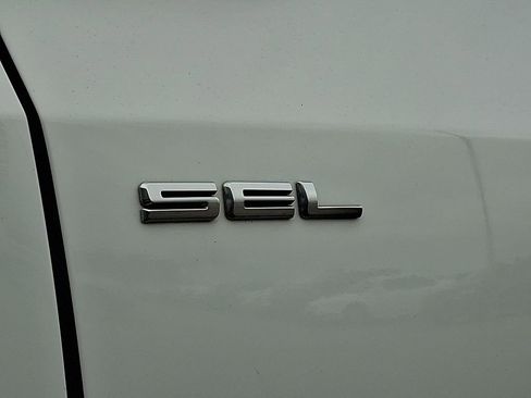 Used 2020 Ford Escape SEL image 34