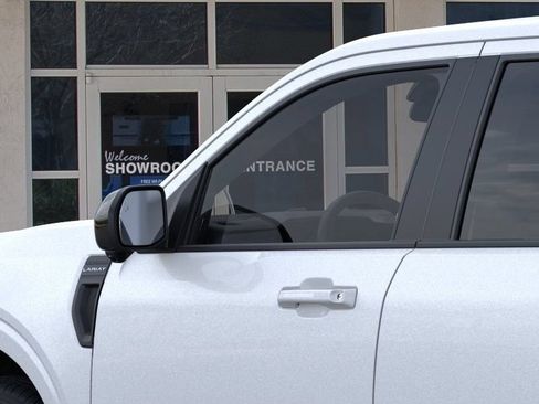 New 2025 Ford Maverick Lariat w/ 4K Tow Package AWD/4WD image 46