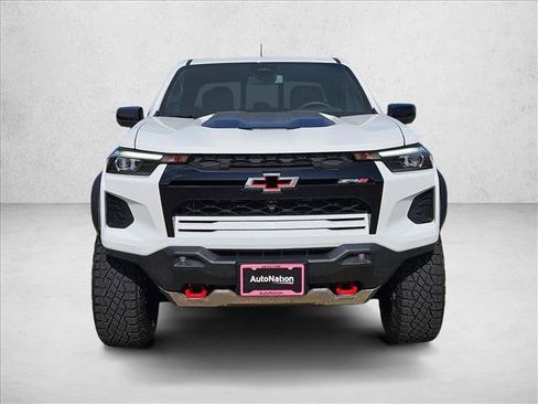 New 2026 Chevrolet Colorado ZR2 w/ Technology Package AWD/4WD image 6