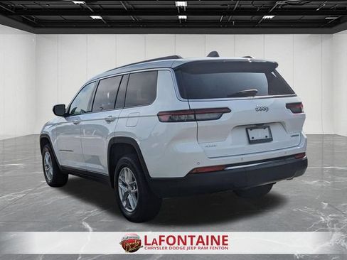 Used 2024 Jeep Grand Cherokee L Laredo w/ Luxury Tech Group I AWD/4WD image 3