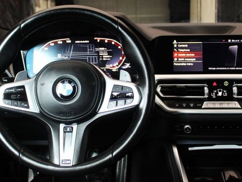 Used 2023 BMW M440i Coupe w/ Premium Package RWD image 32
