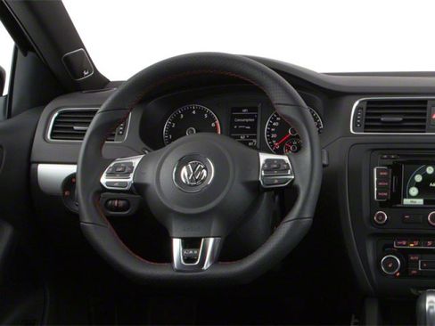 Used 2013 Volkswagen Jetta GLI Autobahn image 5