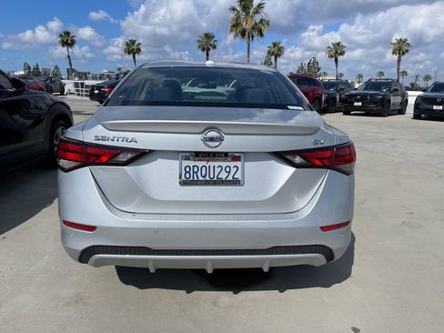Used 2020 Nissan Sentra SV image 5