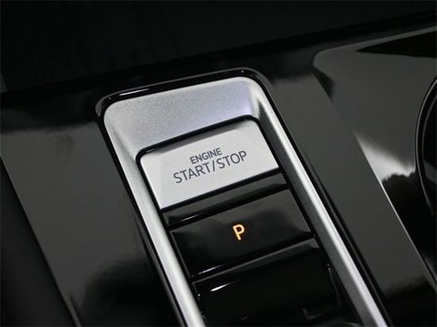 New 2025 Volkswagen Atlas SEL image 32