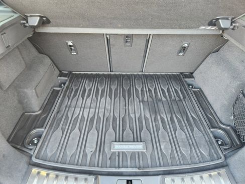 Certified 2026 Land Rover Range Rover Evoque Dynamic SE image 34