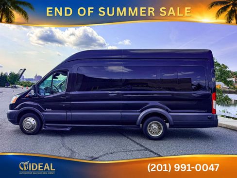 Used 2018 Ford Transit 350 XLT RWD image 3
